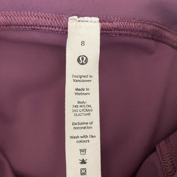 LULULEMON LEGGINGS length 25 - Picture 4 of 4